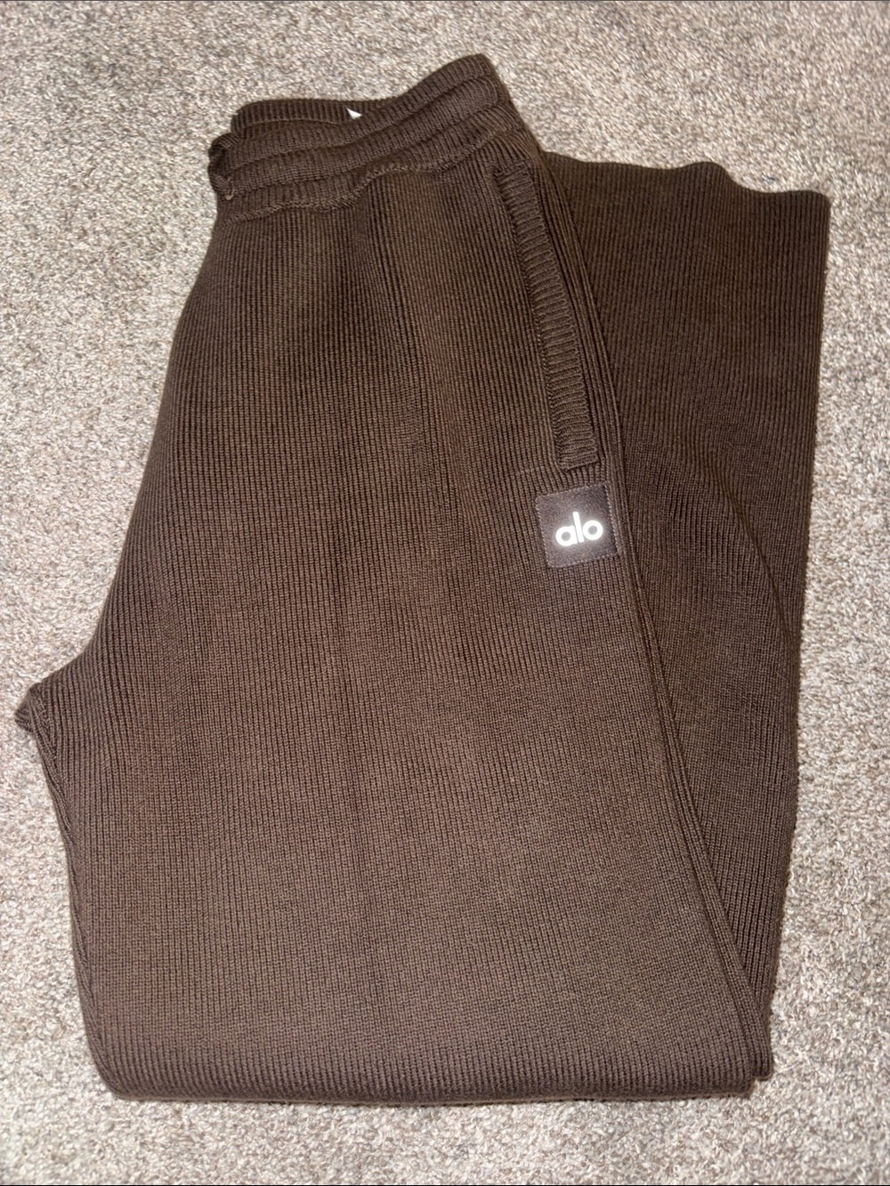 Alo Brown Scholar Knit in Sweatpants Like New!!